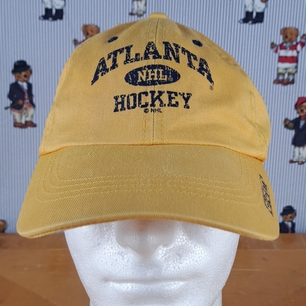 Atlanta Thrashers Hockey CCM yellow & blue pull tab NHL hat cap